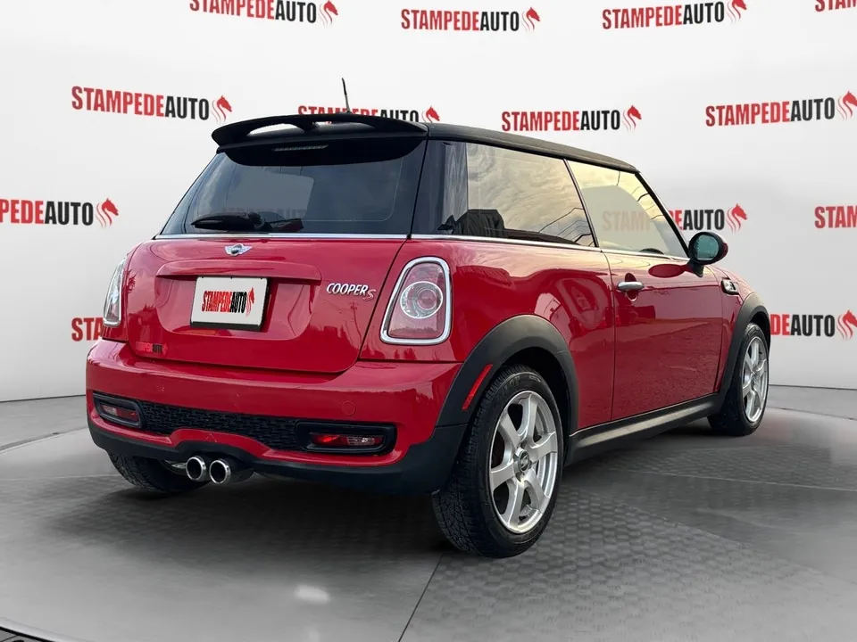 Mini Cooper S 2011 photo 5