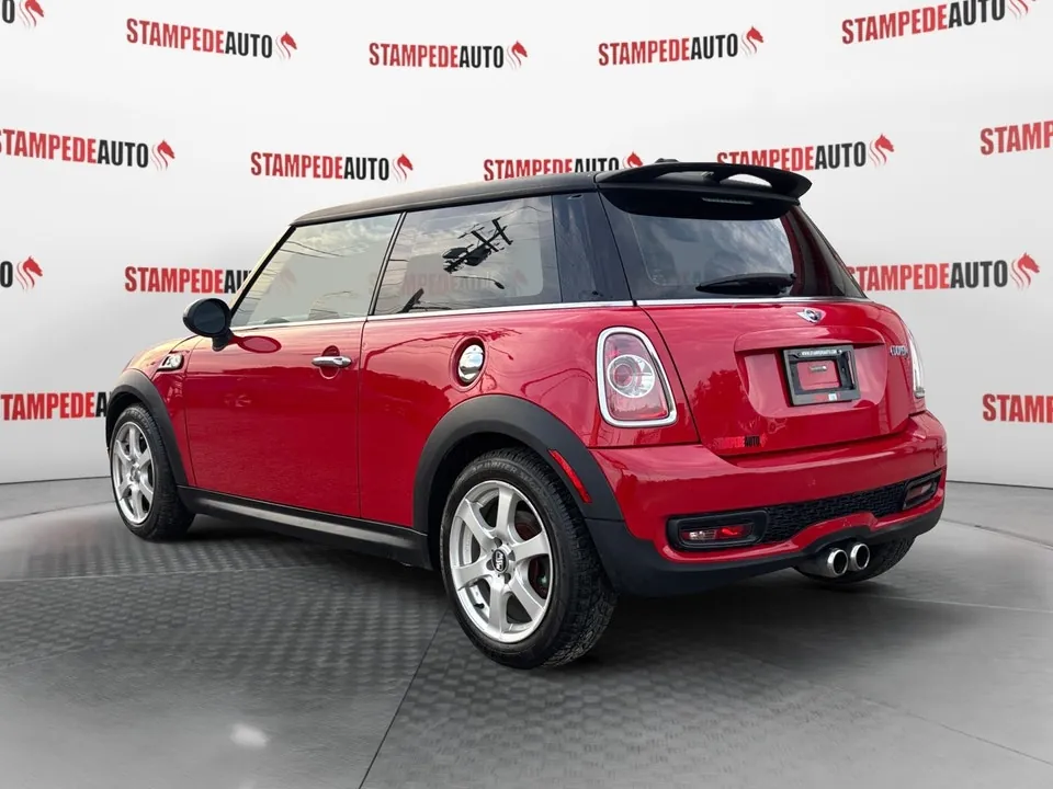 Mini Cooper S 2011 photo 3