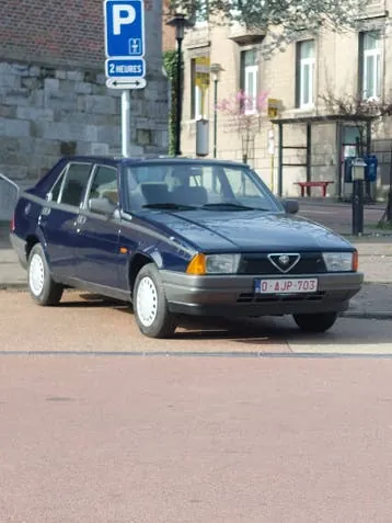 Alfa Romeo 75