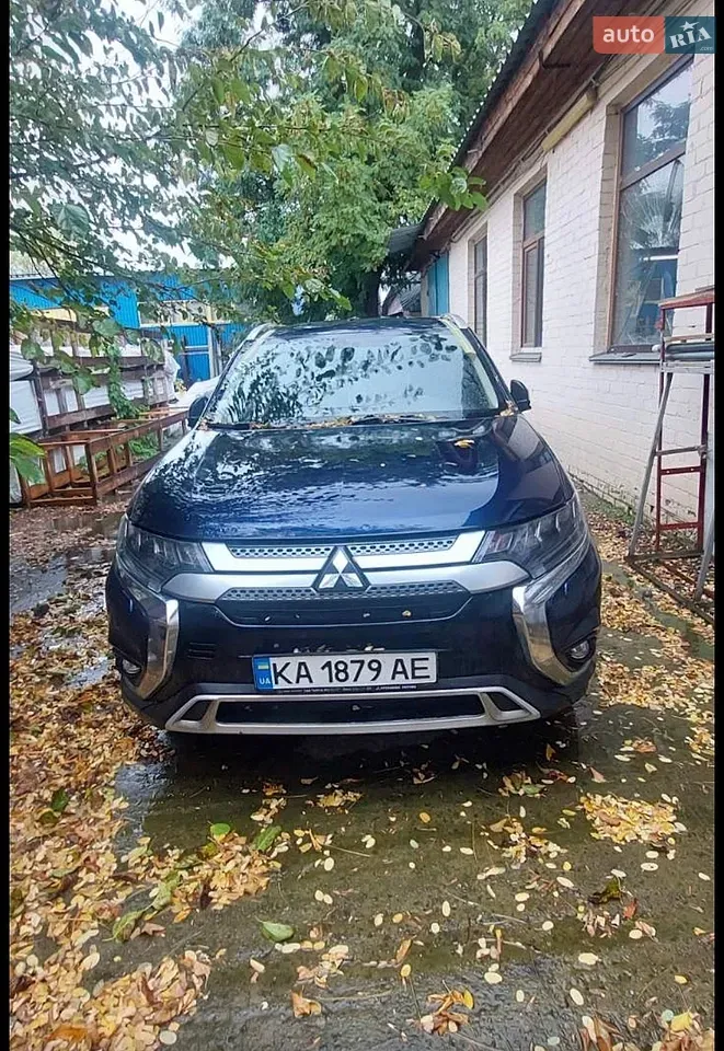 Mitsubishi Outlander