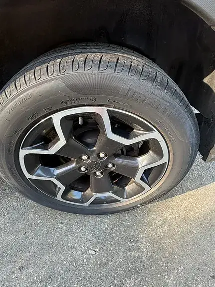 Subaru Xv 2014 photo 2