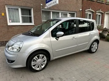 Renault Grand Modus 2011 photo 2