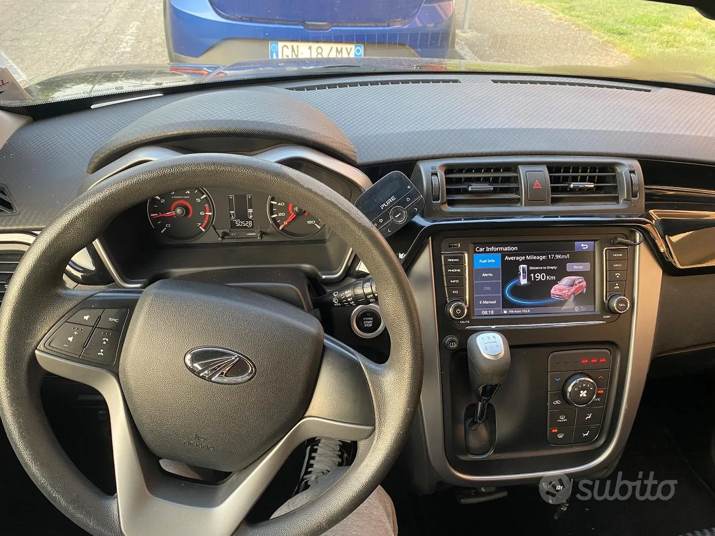 Mahindra Kuv100 2022 photo 3