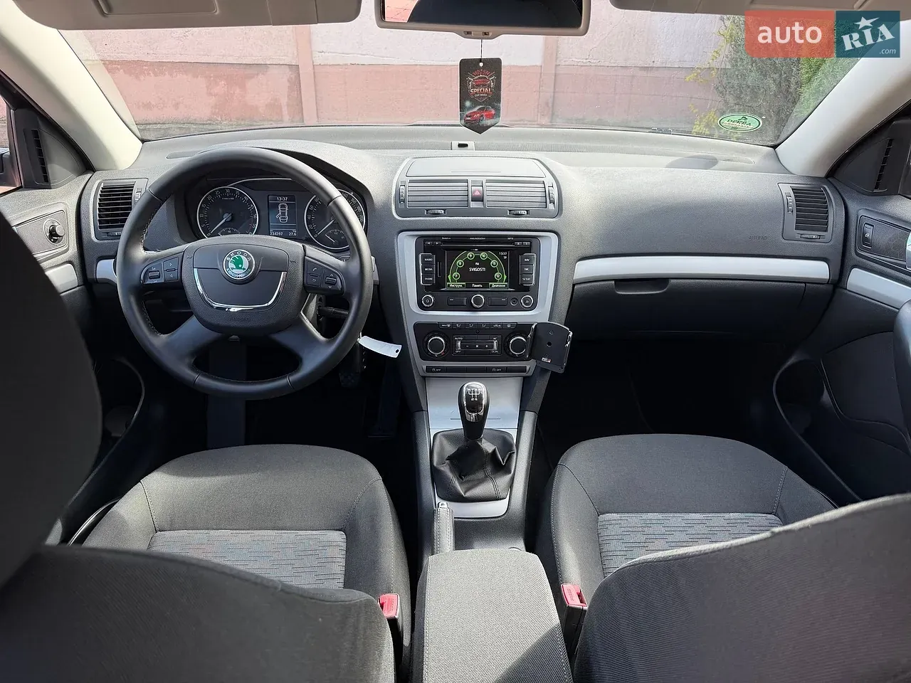 Skoda Octavia 2012 photo 5