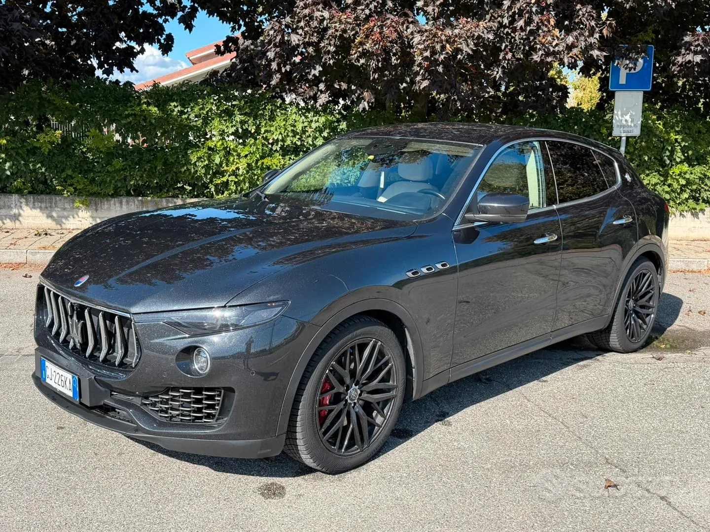 Maserati Levante 2016 photo 2