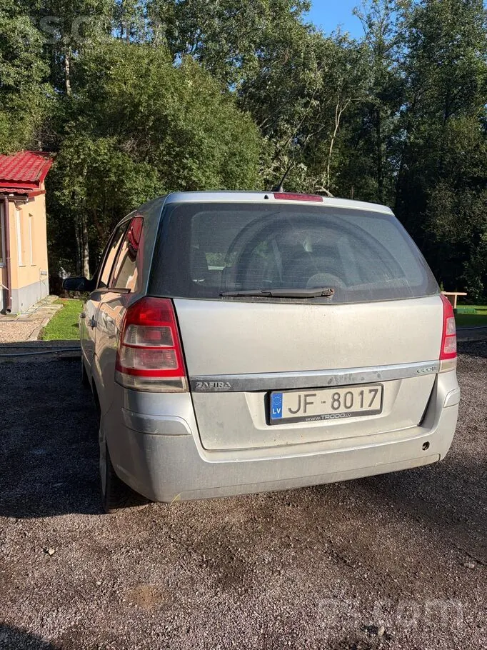 Opel Zafira 2009 photo 4