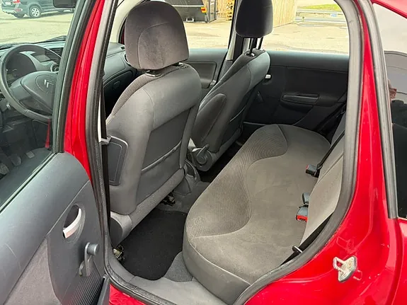 Citroen C3 2009 photo 5