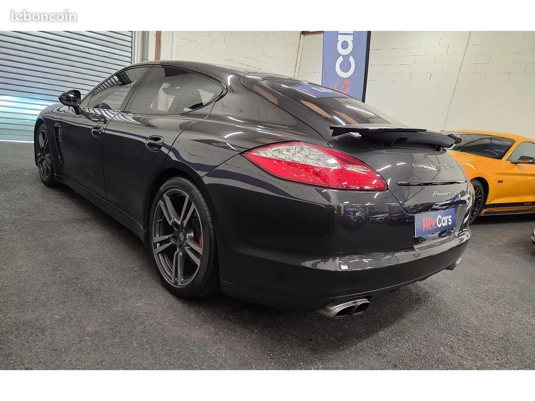 Porsche Panamera 2012 photo 4