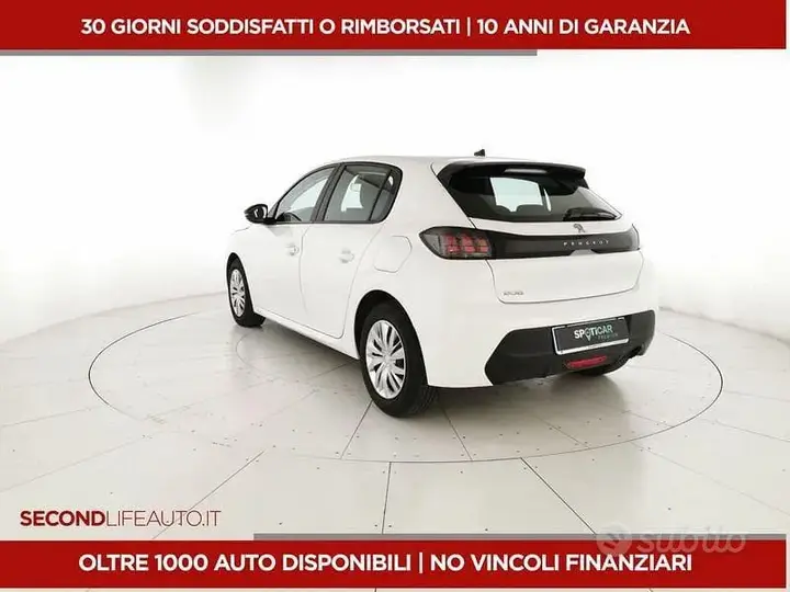 Peugeot 208 2023 photo 3