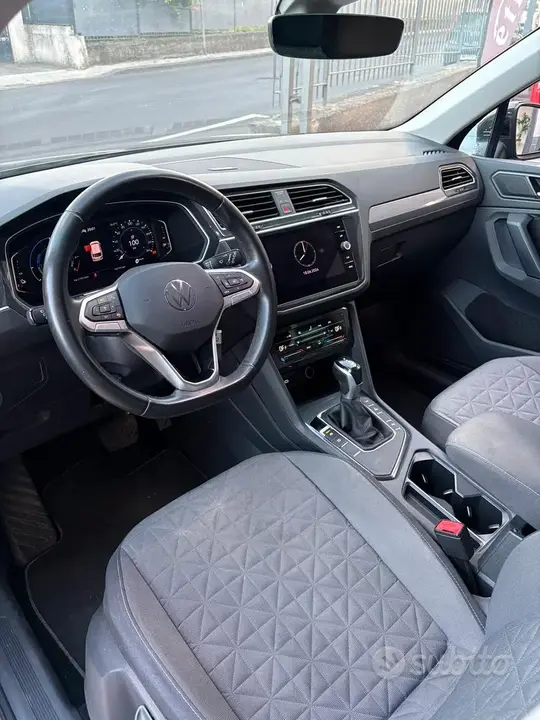 Volkswagen Tiguan 2023 photo 3