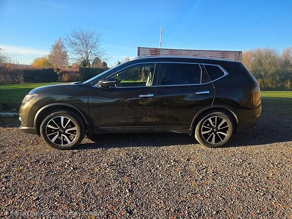 Nissan X-Trail 2015 photo 2