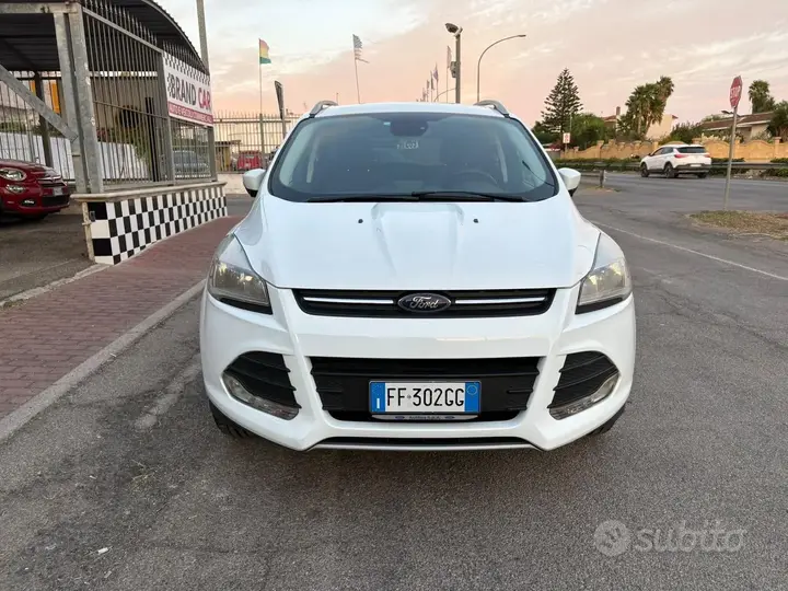 Ford Kuga 2016 photo 2