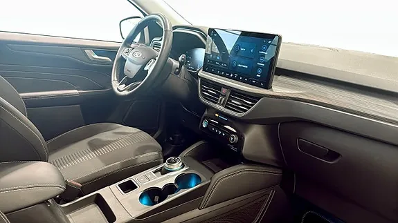 Ford Kuga 2024 photo 3