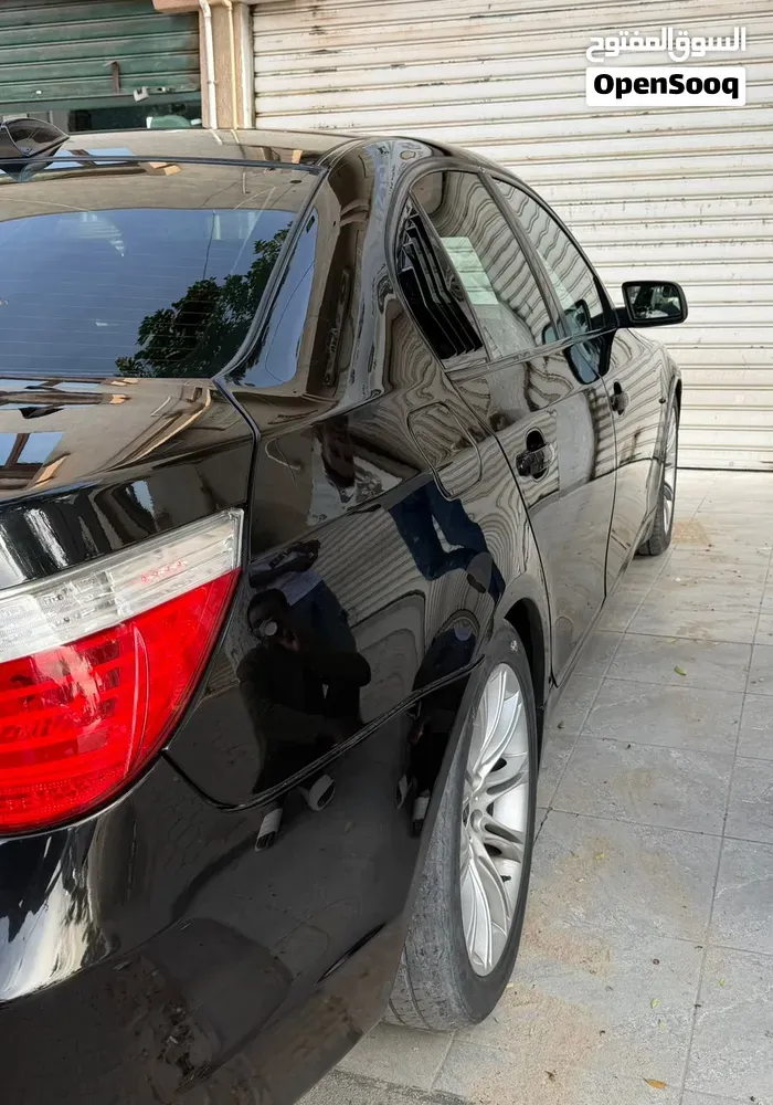 BMW 5 Series 2010 photo 3