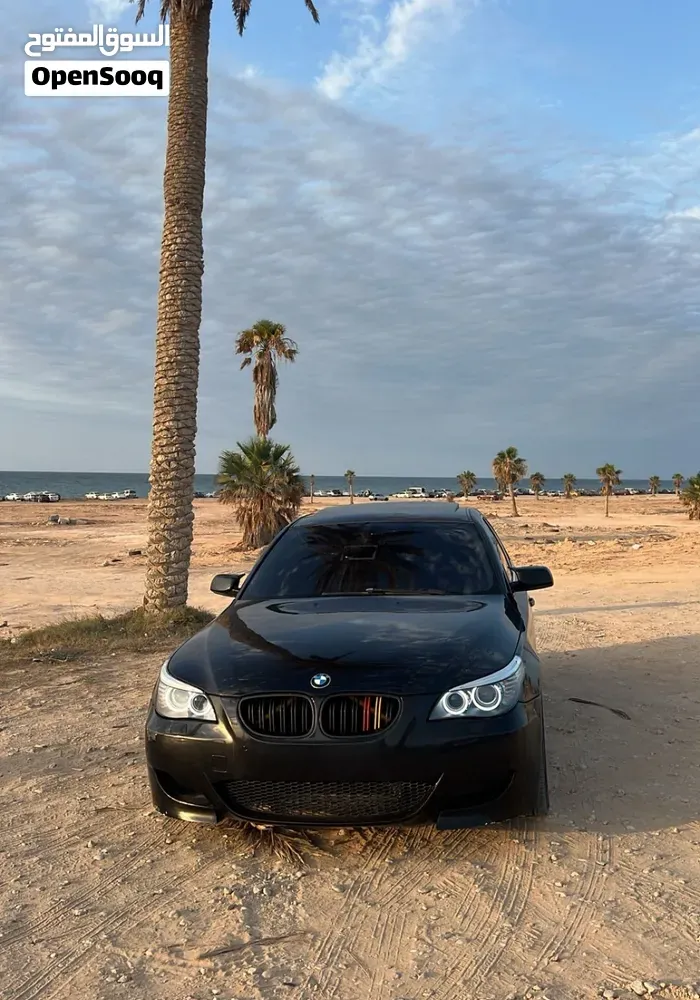 BMW 5 Series 2010 photo 5