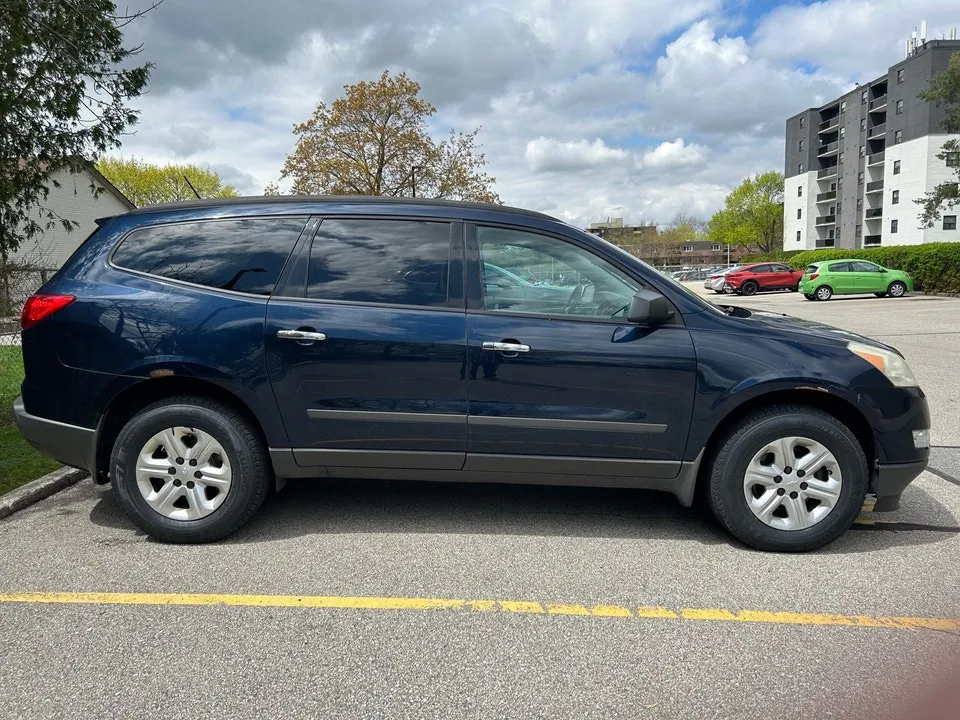 Chevrolet Traverse 2010 photo 4