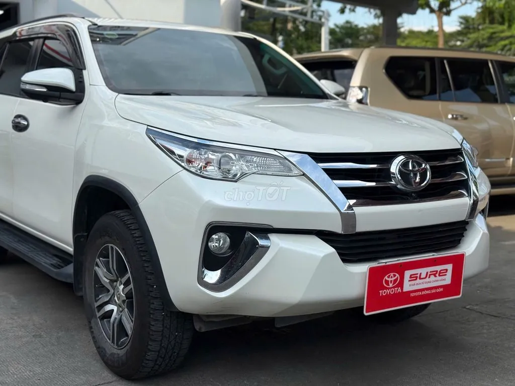 Toyota Fortuner 2017 photo 2