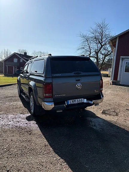 Volkswagen Amarok 2015 photo 2