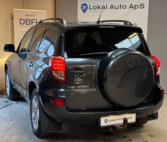 Toyota Rav4 2007 photo 3