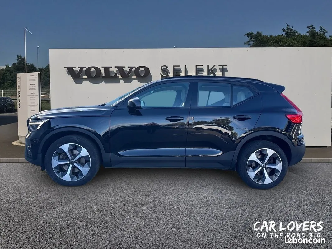 Volvo Xc40 2022 photo 2