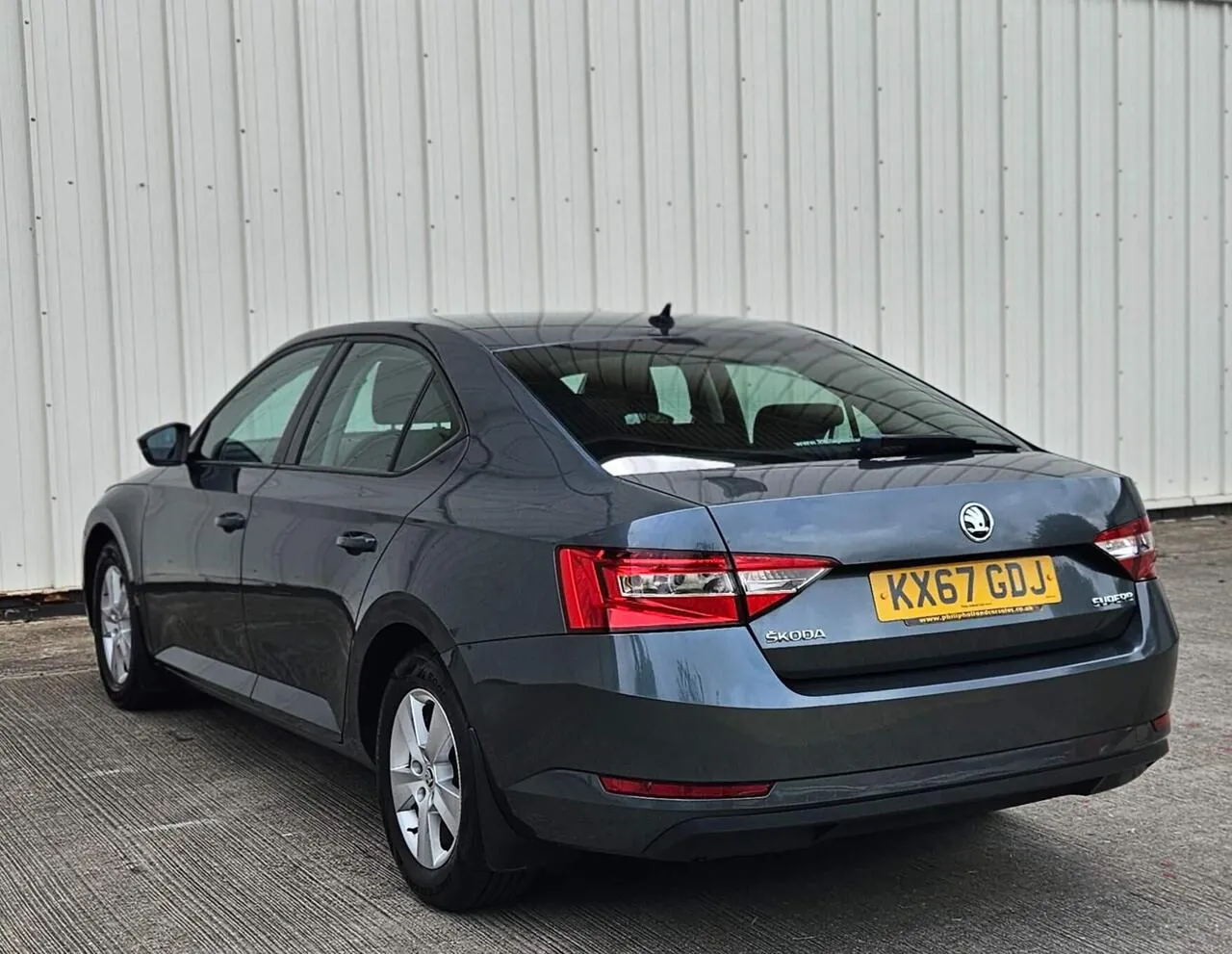 Skoda Superb 2017 photo 5