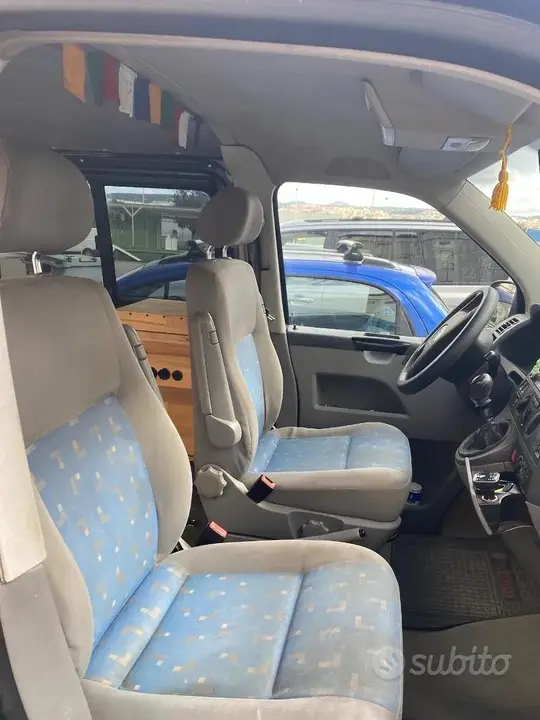 Volkswagen Multivan 2023 photo 4