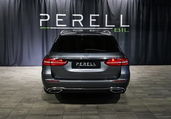 Mercedes-Benz E220 2017 photo 4