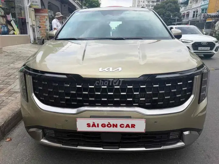 Kia Carnival