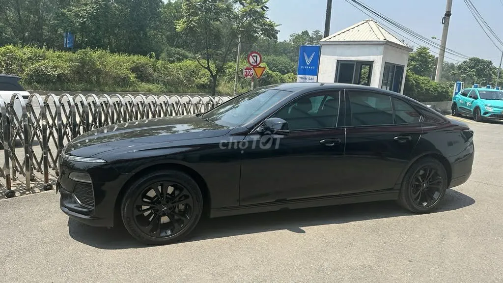 Vinfast Lux A2.0 2021 photo 2