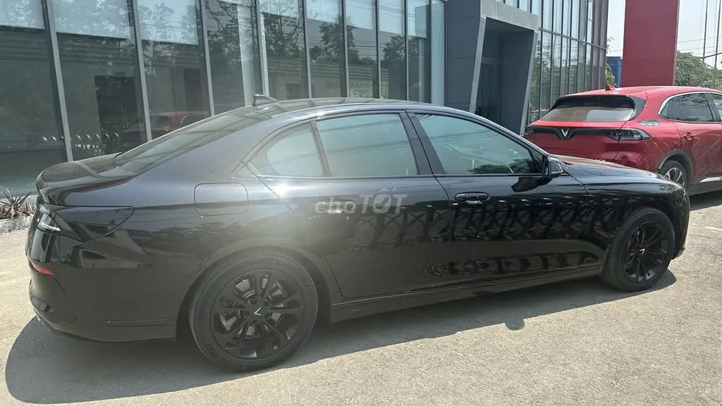 Vinfast Lux A2.0