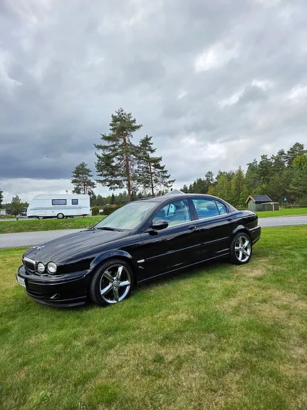 Jaguar X-Type