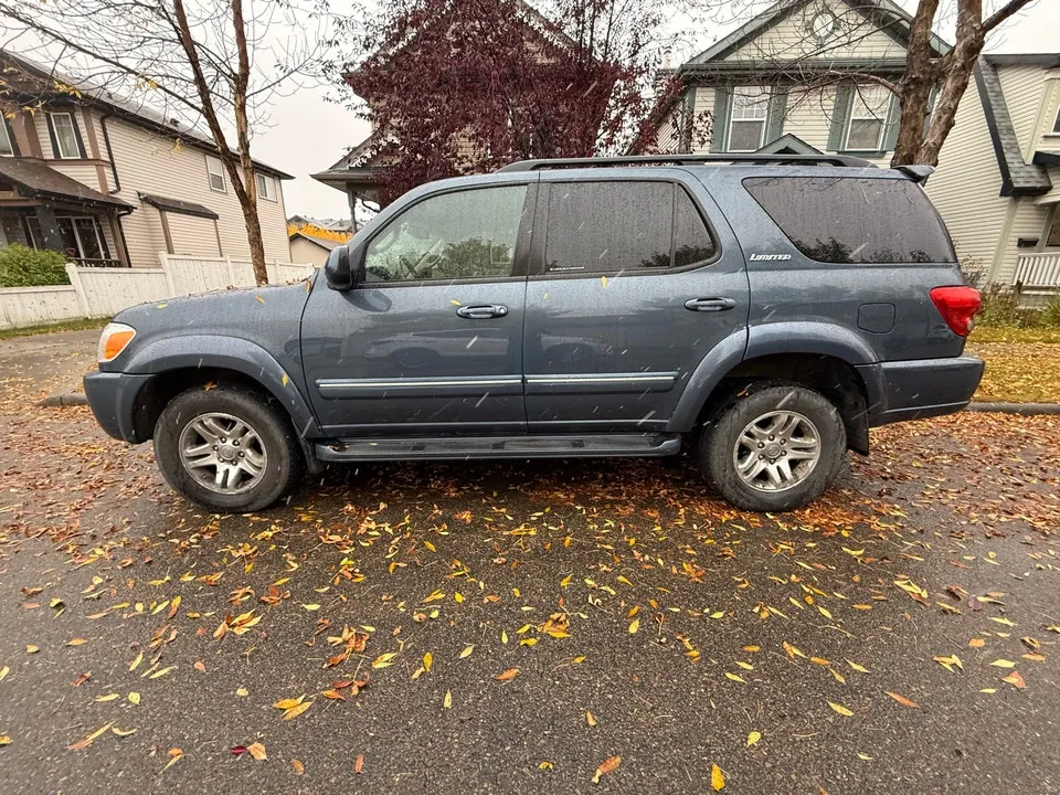 Toyota Sequoia 2006 photo 4