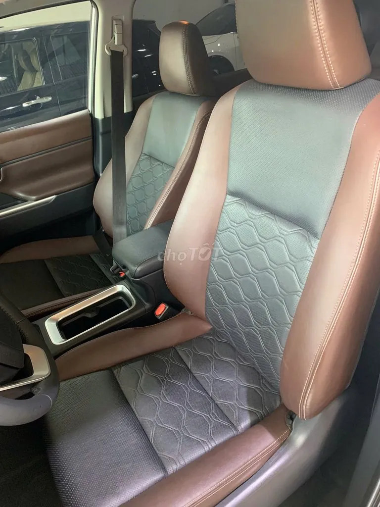 Toyota Innova 2025 photo 4