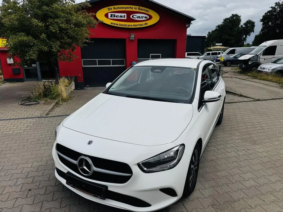 Mercedes-Benz B 180 D