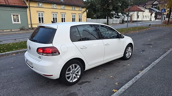Volkswagen Golf Vi 2012 photo 2