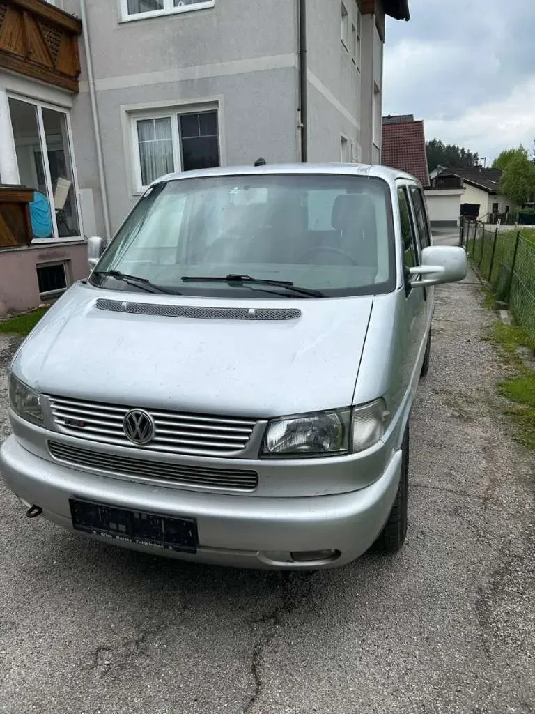 Volkswagen Multivan 2003 photo 2