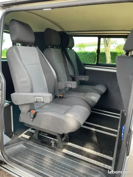 Volkswagen Transporter 2018 photo 5