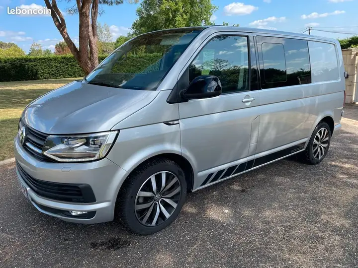 Volkswagen Transporter 2018 photo 2
