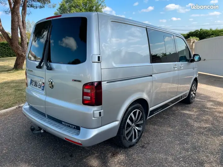 Volkswagen Transporter 2018 photo 3