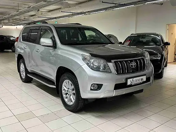 Toyota Land Cruiser 2013 photo 4