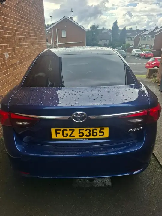 Toyota Avensis 2017 photo 3