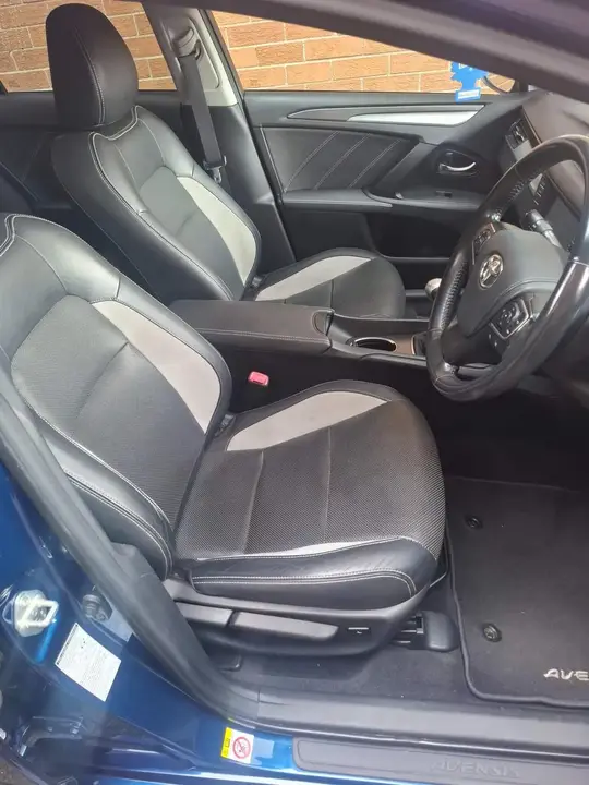 Toyota Avensis 2017 photo 4