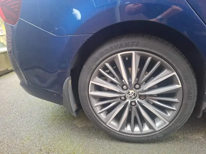 Toyota Avensis 2017 photo 5