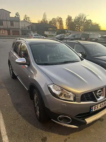 Nissan Qashqai+2 2012 photo 4