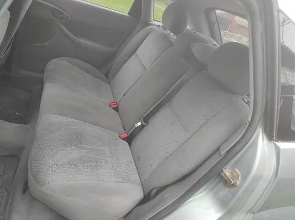 Ford Focus 1999 photo 5