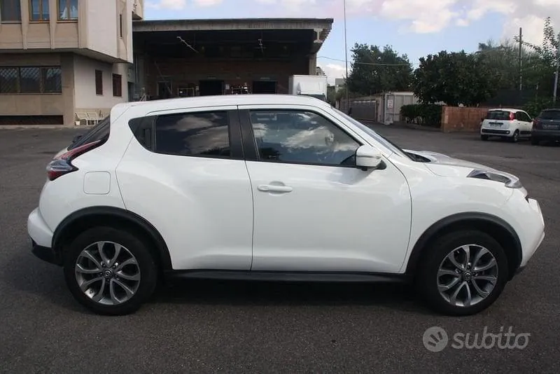 Nissan Juke 2015 photo 4