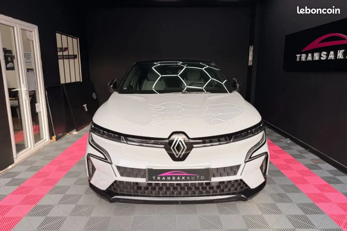 Renault Megane 2022 photo 2