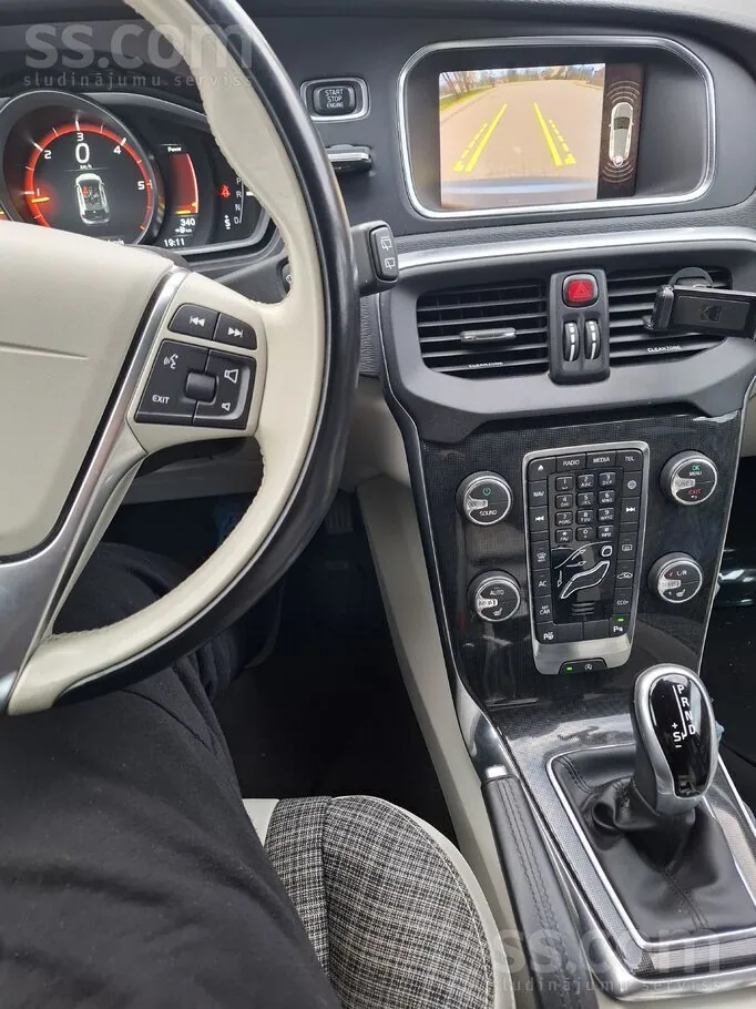Volvo V40 2017 photo 4