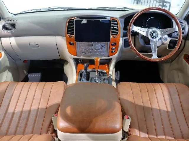 Toyota Land Cruiser 100 2004 photo 4