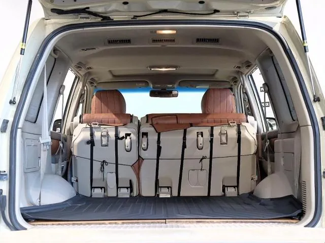 Toyota Land Cruiser 100 2004 photo 3